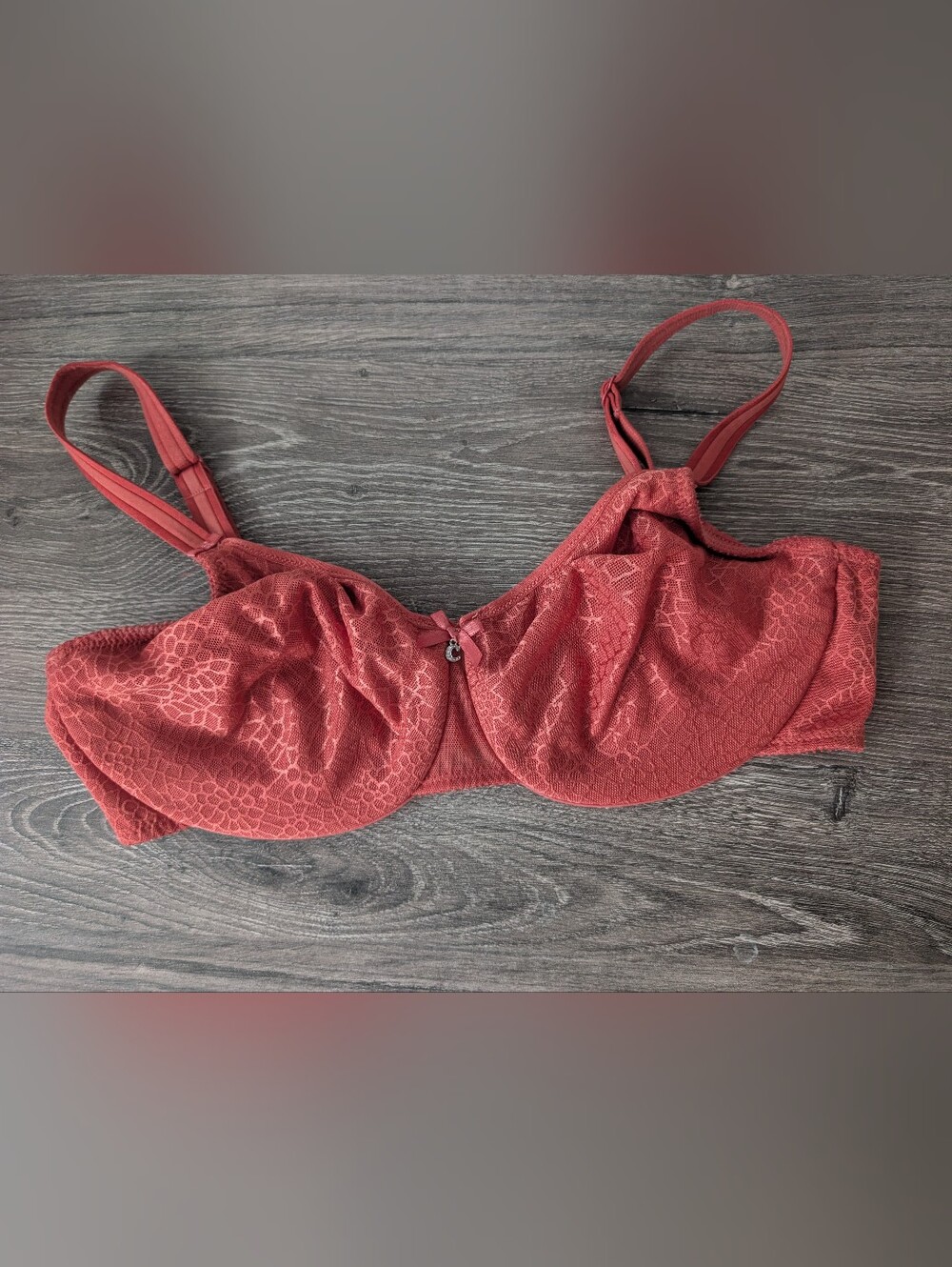 Chantelle Coral Red Lace Underwire Bra Size 36D